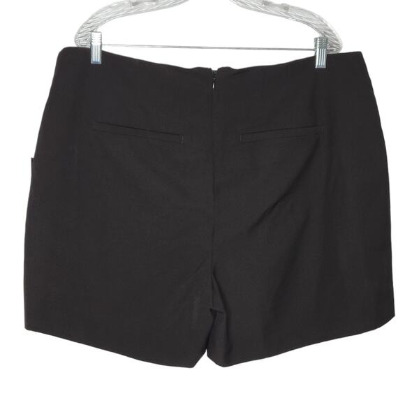 Eloquii Black Ruffle Trim Shorts - Picture 4 of 11